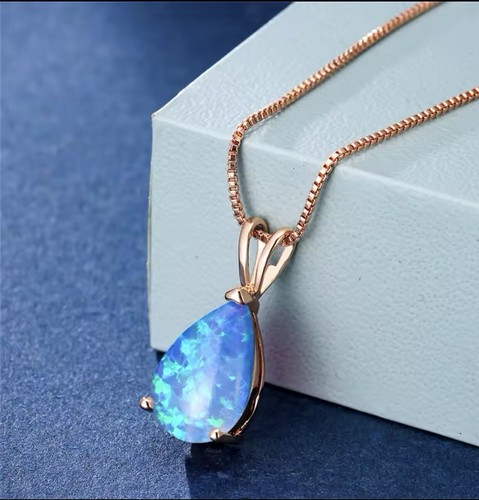 Collana con ciondolo goccia - , di
